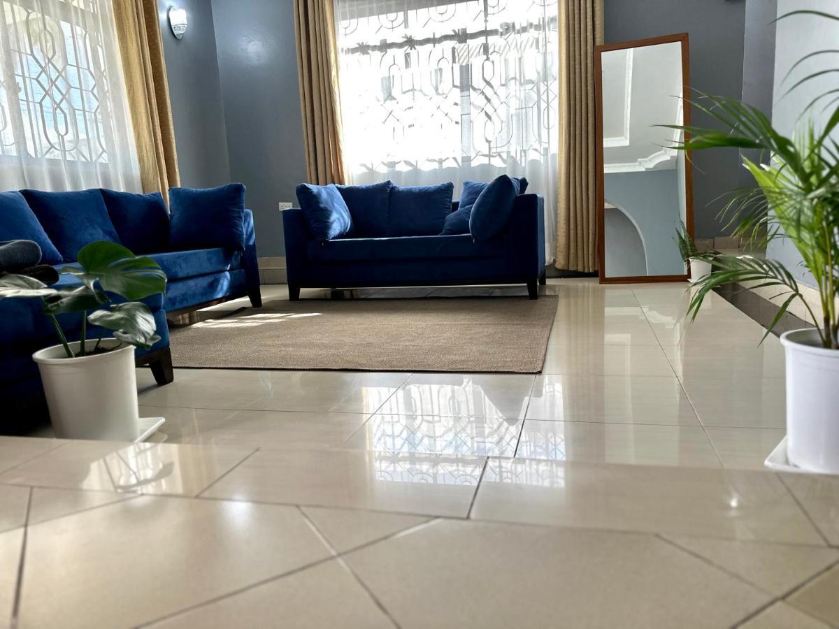 Sally'S Home-Near Jnia Airport ดาร์เอสซาลาม ภายนอก รูปภาพ