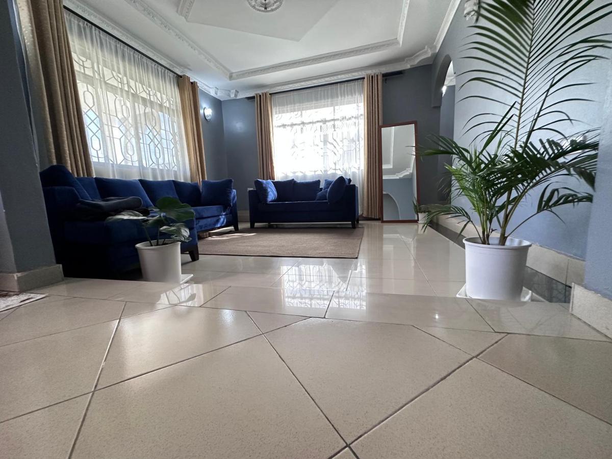 Sally'S Home-Near Jnia Airport ดาร์เอสซาลาม ภายนอก รูปภาพ